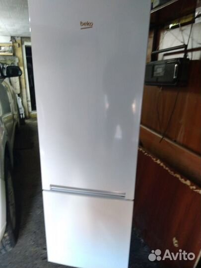 Холодильник beko