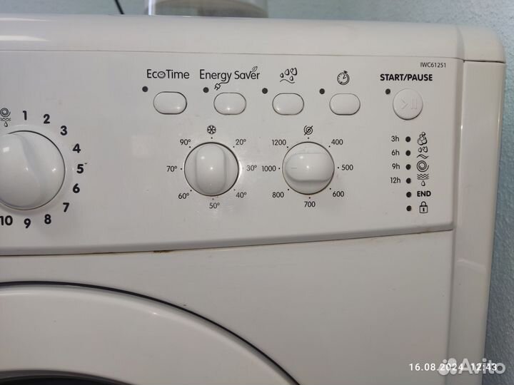 Стиральная машина Indesit IWC61251 бу