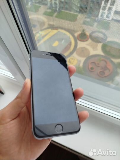 iPhone 6S, 32 ГБ