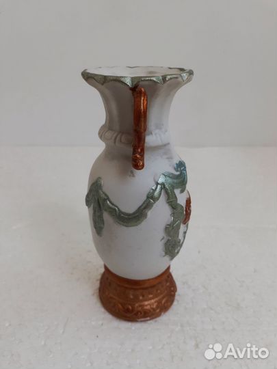 Ваза фарфоровая декоративная Европа