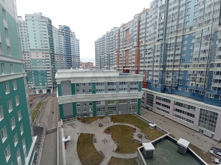 2-к. квартира, 63 м², 9/25 эт.