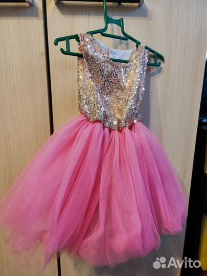 Детское нарядное платье 92