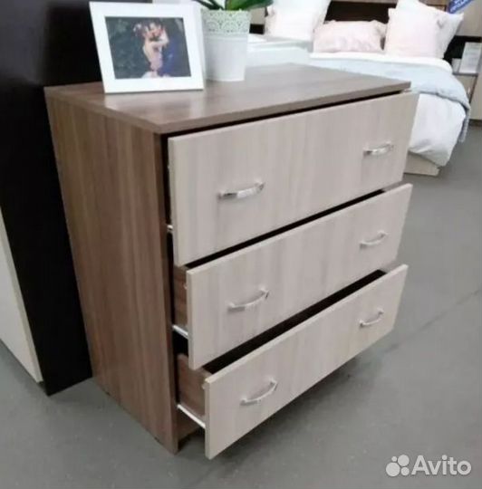 Комод с 3 ящиками