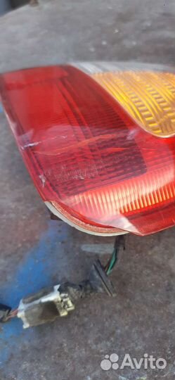 Задний правый фонарь на хундай акцент
