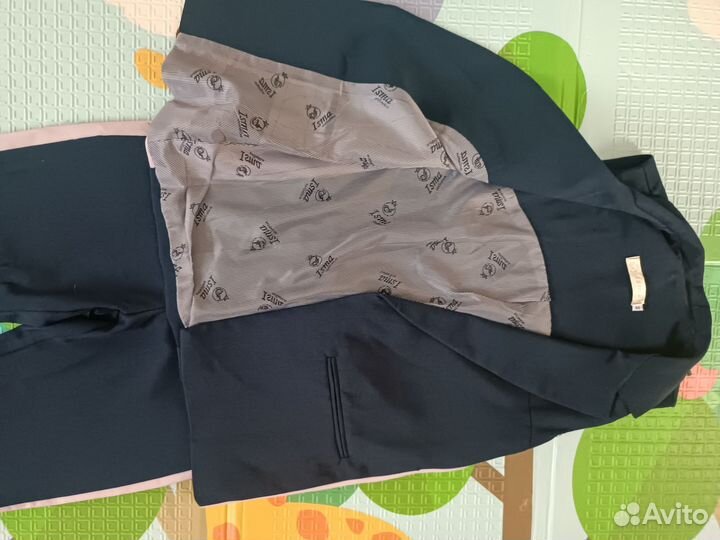 Костюм женский брючный с жилеткой