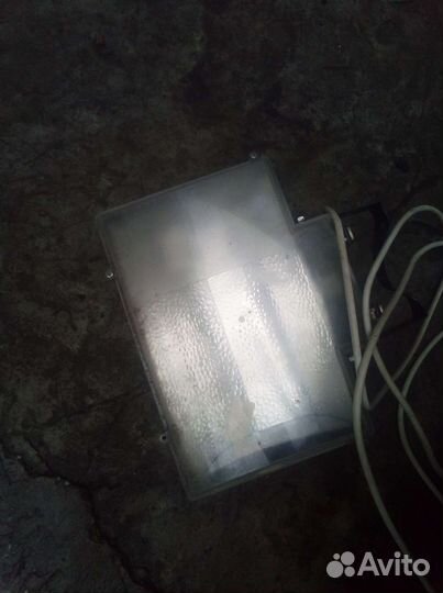 Мощный фонарь прожектор на 2 лампы