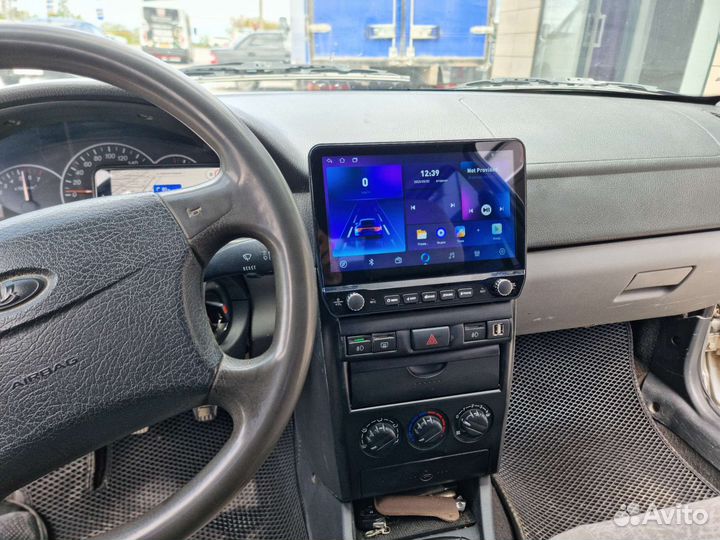 Магнитола на Приору 2/32gb android 10