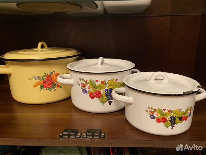 Кастрюля эмалированная СССР набор