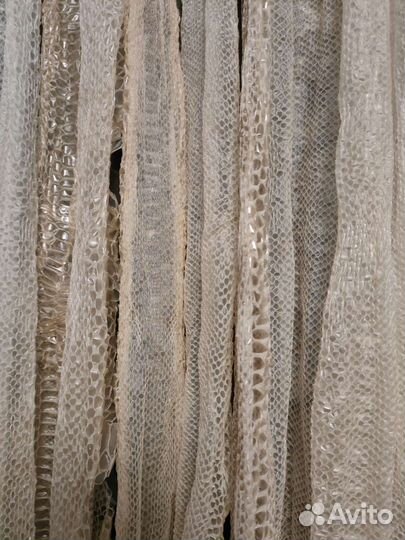 Выползки змей, шкуры, кожа