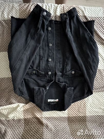 Джинсовая куртка