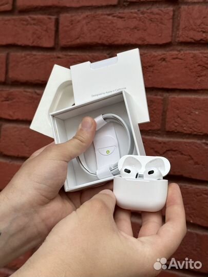AirPods 2 отличное звучание (доставка по РФ)