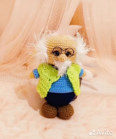 Игрушка Дед крючком