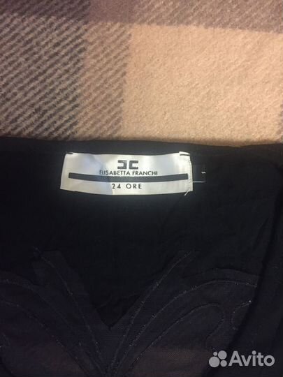 Футболка женская