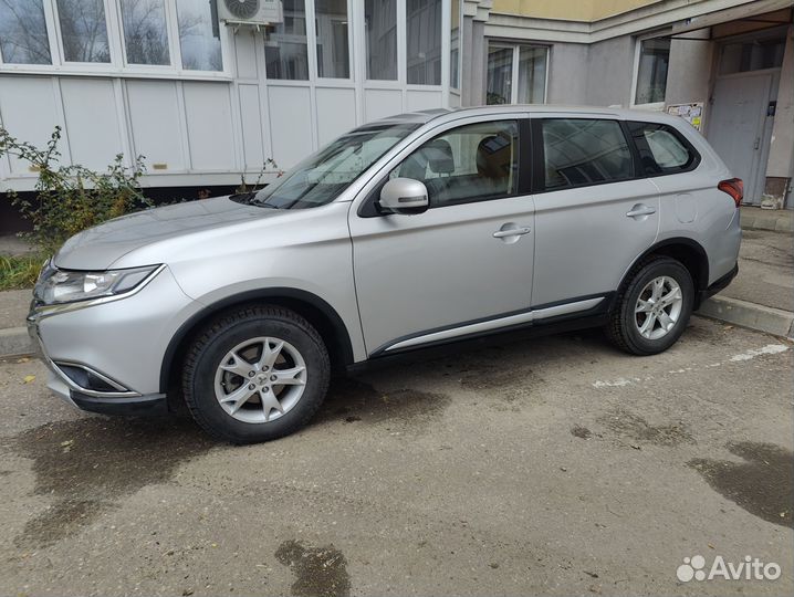 Mitsubishi Outlander 2.0 CVT, 2018, 43 836 км