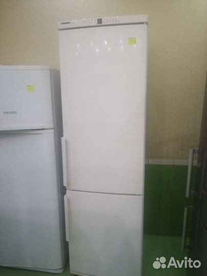 Холодильник бу liebherr