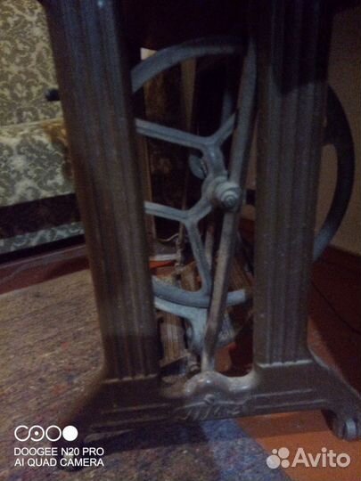 Швейная машинка ручная