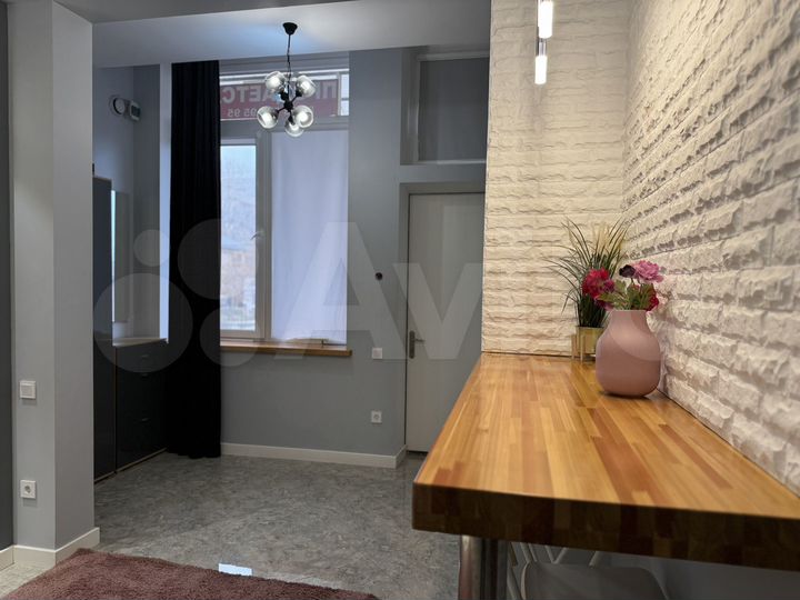 3-к. квартира, 91 м², 1/20 эт.