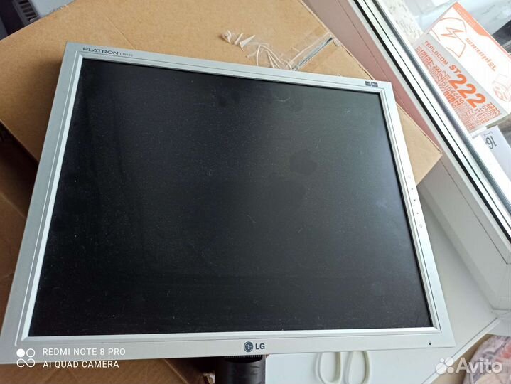 Монитор для компьютера LG flatron l1918s