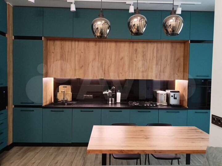 3-к. квартира, 80 м², 1/8 эт.