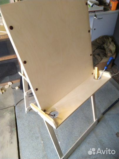 Мольберт для художников