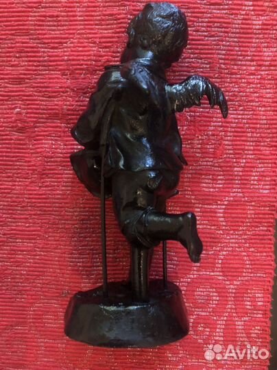 Каслинское литьё,чугун, амур оборванный, хромой