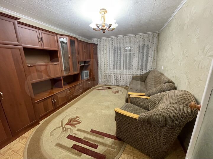 2-к. квартира, 54 м², 3/9 эт.