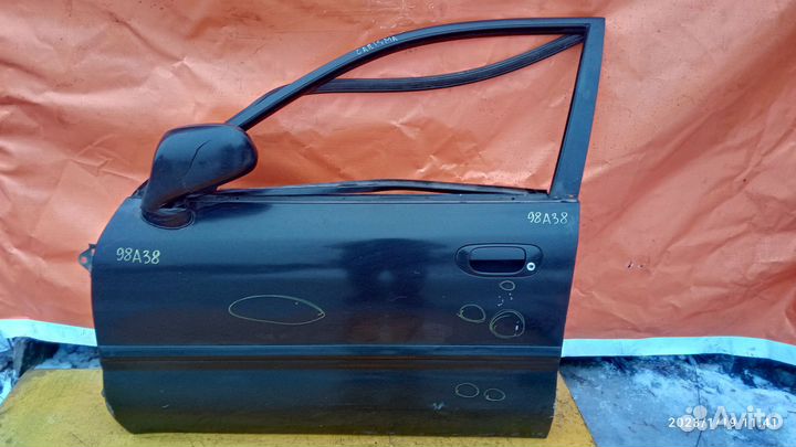 Дверь передняя левая для Mitsubishi Carisma