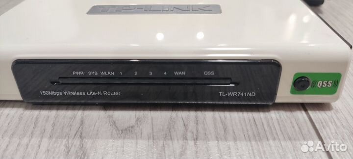 Wi-Fi роутеры TP-link TL-WR741ND и Linksys WRT54GL