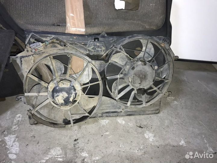 Диффузор радиатора Ford Focus 1 1.6 1999-2005