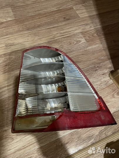 Задние фонари на mercedes ml163