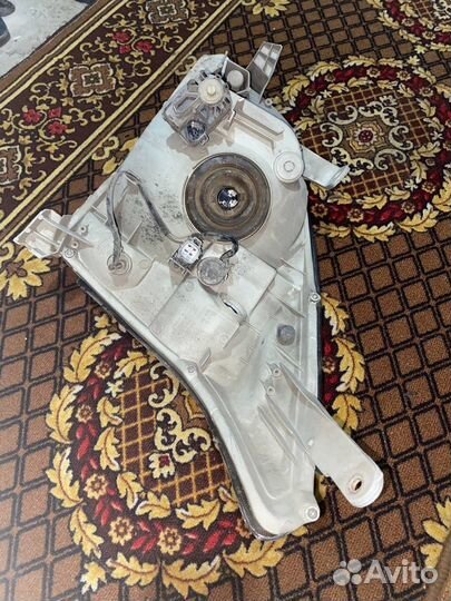 Фары на toyota prado 120