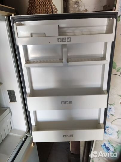 Холодильник stinol