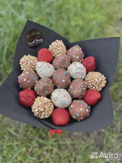 Букеты из клубники в шоколаде /день рождение