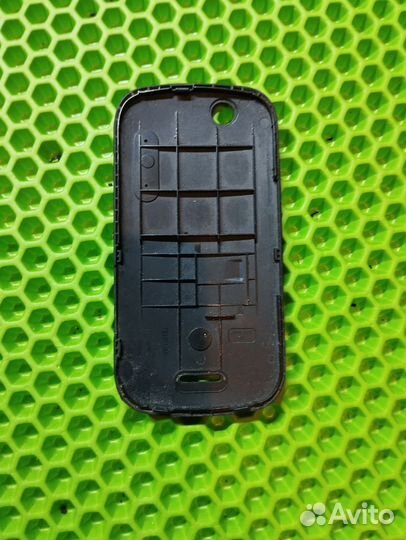 Sony Ericsson W20i Zylo. Задняя крышка. Ориг