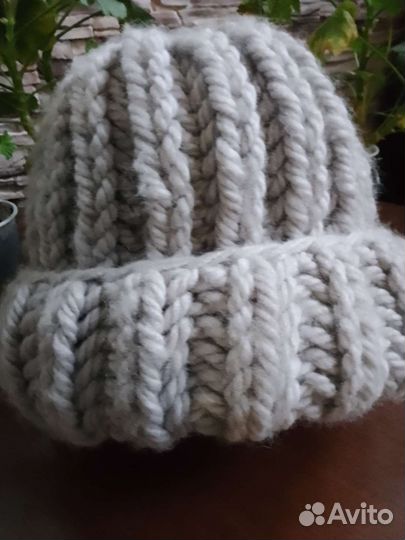 Шапка вязаная