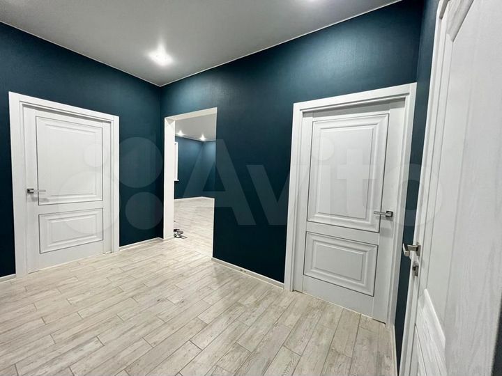 Дом 180 м² на участке 8 сот.