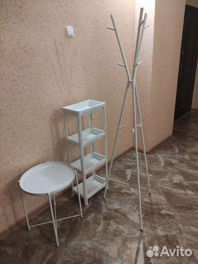 Вешалка, столик икея