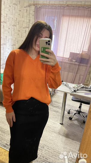 Свитер женский