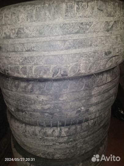 Tigar UHP Ultra High Performance 215/55 R17 98W