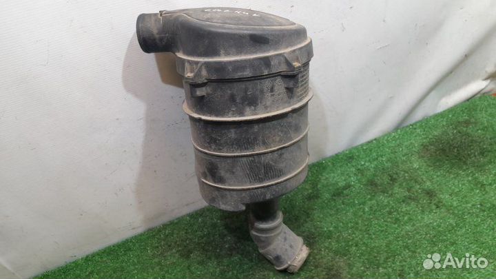 Корпус воздушного фильтра Renault Scenic 1 1.6