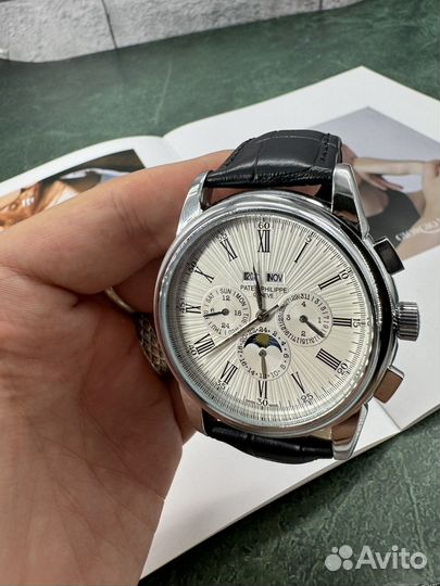 Часы мужские patek philippe на кожаном ремешке