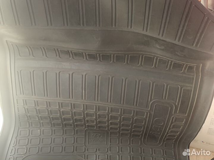 Коврики резиновые i40