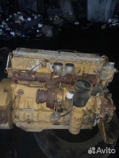 Движок на катапиллер