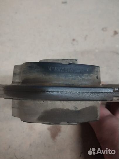 Подушка двигателя задняя Nissan Almera G15