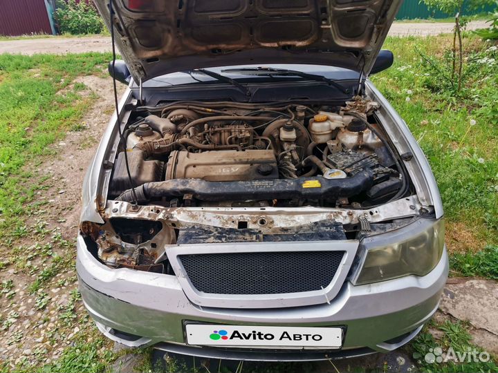 Daewoo Nexia 1.6 МТ, 2012, битый, 182 000 км