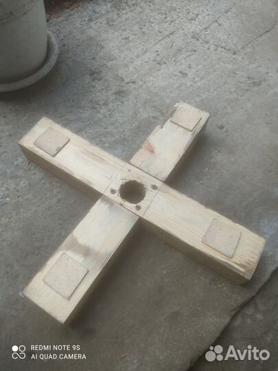 Подставка для елки