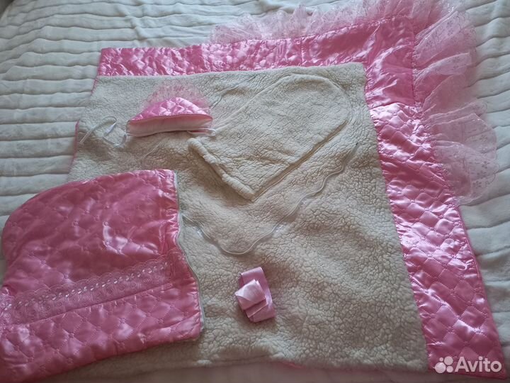 Комплект на выписку для девочки зима