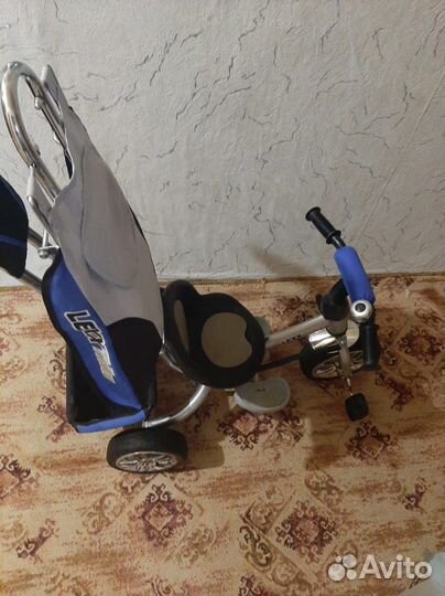 Детский велосипед с ручкой