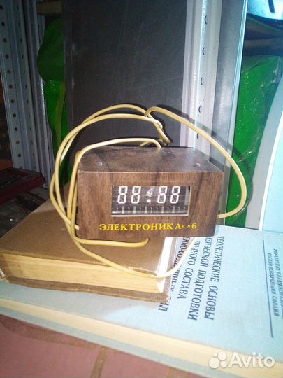 Часы настольные СССР