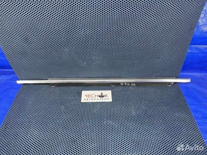 Хром молдинг передней левой двери Audi Q7 4L